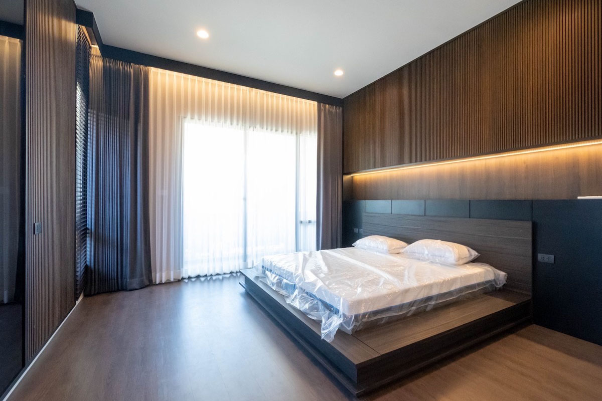 Bedroom sheer and dimout curtains.